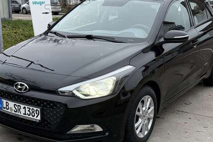 Hyundai i20 150.000 km 5.950 &euro; Korntal 70825