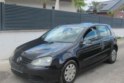 VW Golf 238.000 km 1.350 &euro; Öhringen-Cappel 74613