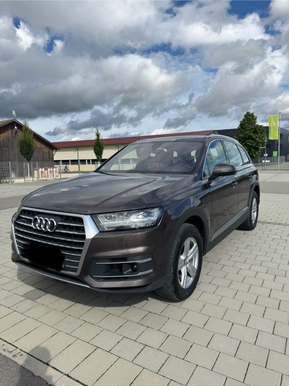 Q7