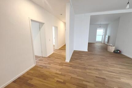 Stilvoll wohnen im Herzen Würzburgs – 120 m² kernsanierte 4 ZW