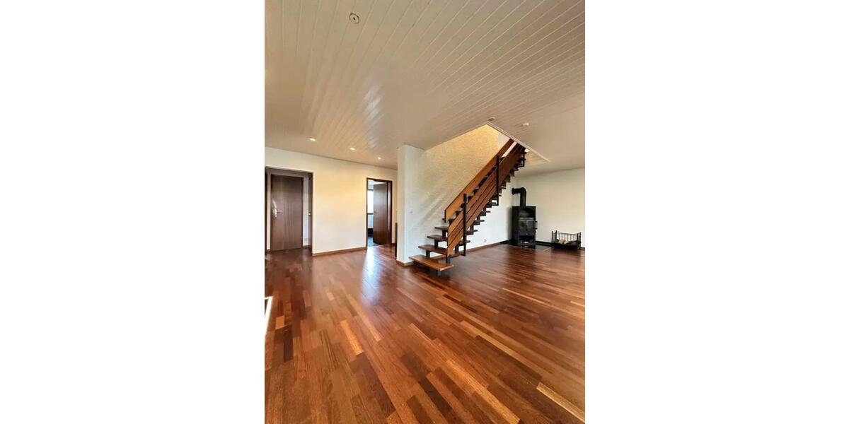 Maisonettenwohnung Stutensee - 5 Zimmer, 125 m&sup2;, 450.000&euro; | Angebot:25128480