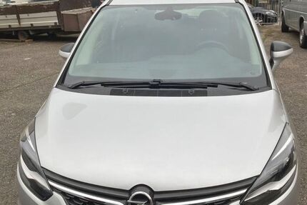 Opel Zafira 140.000 km 11.600 &euro; Frankfurt-ost 60314