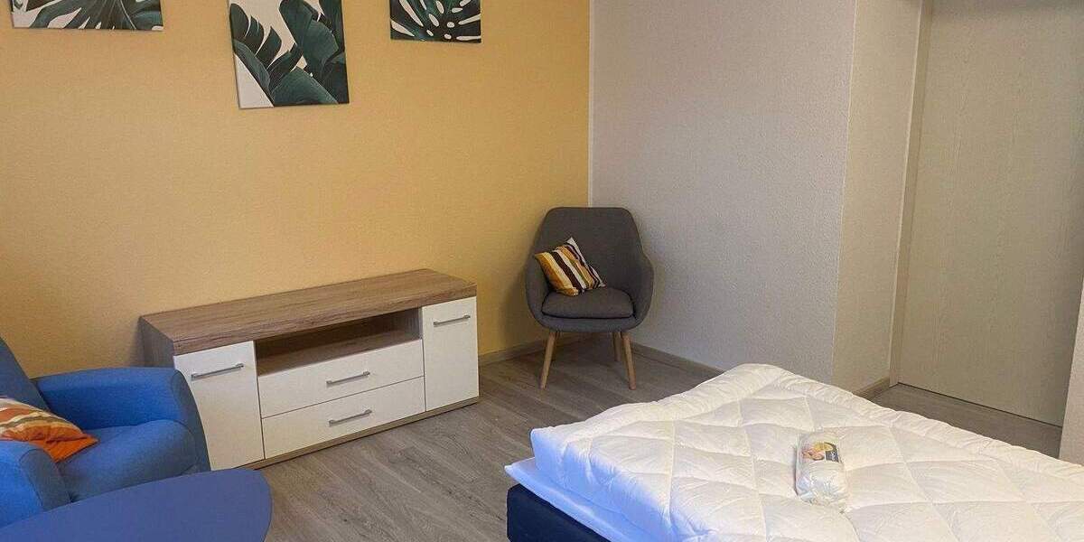 Etagenwohnung Halle (Saale) Innenstadt - 6 Zimmer, 151 m&sup2;, 2.000&euro; | Angebot:26686836