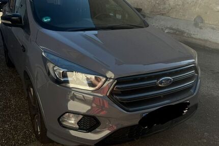 Ford Kuga 144.000 km 13.000 &euro; Weinhein 69469