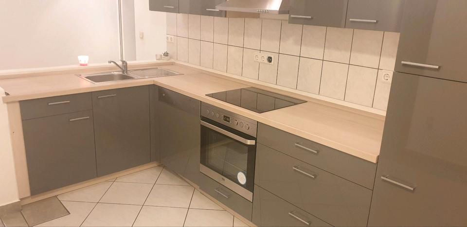 Etagenwohnung Dorfen - 4 Zimmer, 100 m&sup2;, 1.500&euro; | Angebot:25397685