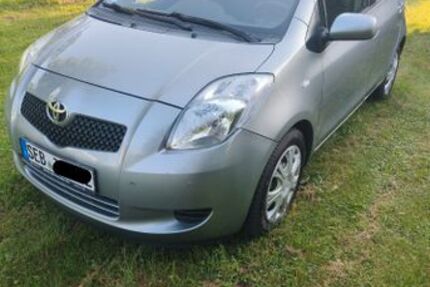 Toyota Yaris 95.450 km 3.995 &euro; Stolpen 01833