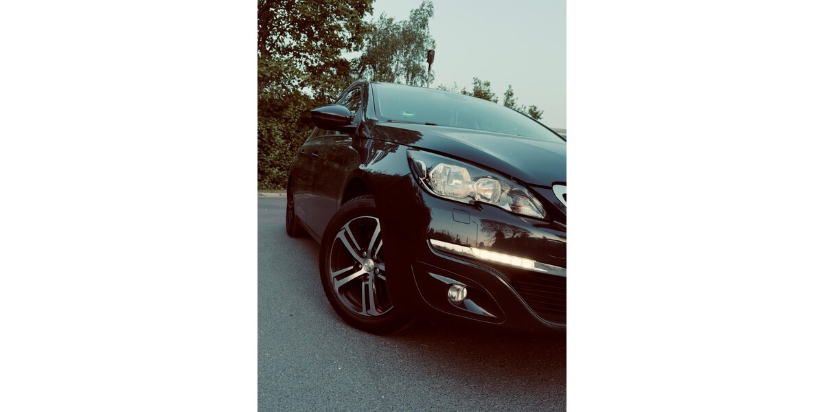 Peugeot 308 105.000 km 6.750 &euro; Berlin 10178
