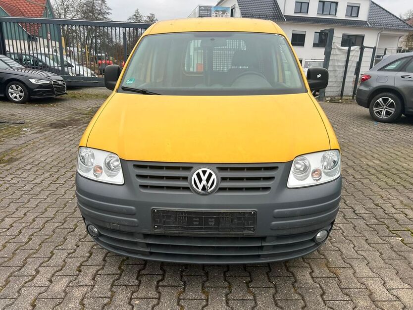 VW Caddy 117.000 km 3.999 € Fulda 36043