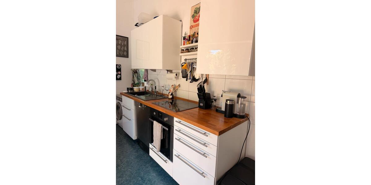 Etagenwohnung Wiesbaden Biebrich - 2 Zimmer, 67 m&sup2;, 1.060&euro; | Angebot:26680426