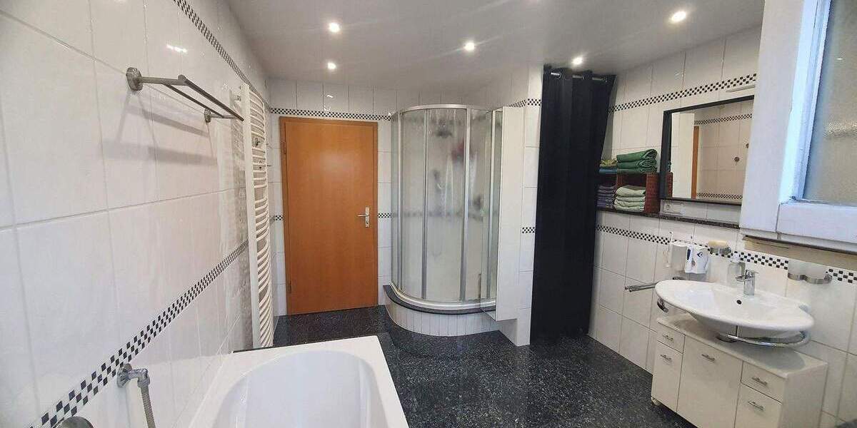 Etagenwohnung Ludwigshafen Friesenheim/Nord - 5 Zimmer, 135 m&sup2;, 469.000&euro; | Angebot:25879229