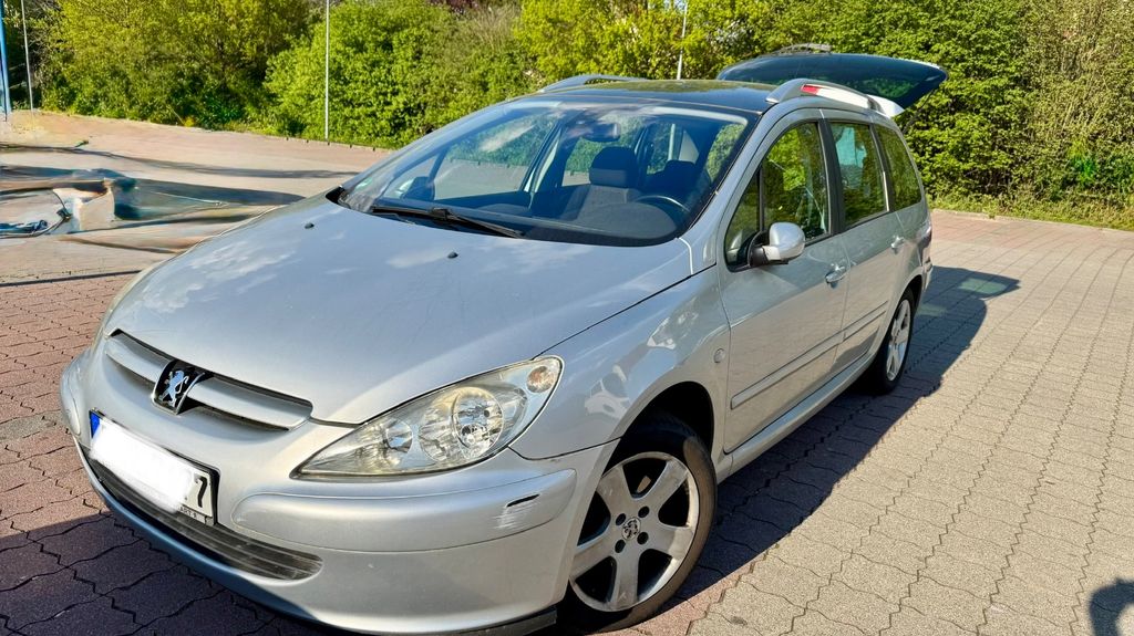 Peugeot 307 104.000 km 3.199 &euro; Möglingen 71696