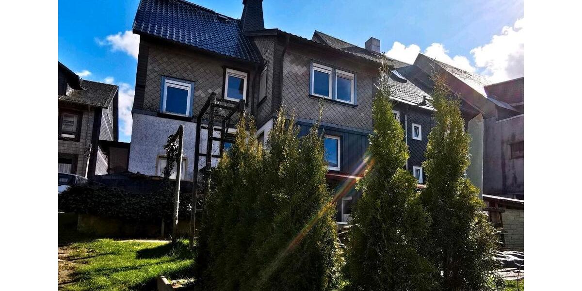 Zweifamilienhaus zu verkaufen 6 zimmer