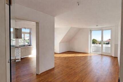 Lichtdurchflutete Wohnung im Zentrum von Kirchentellinsfurt 2 zimmer