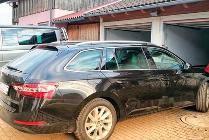 Skoda Superb 133.500 km 15.500 &euro; Seeon-Seebruck 83370