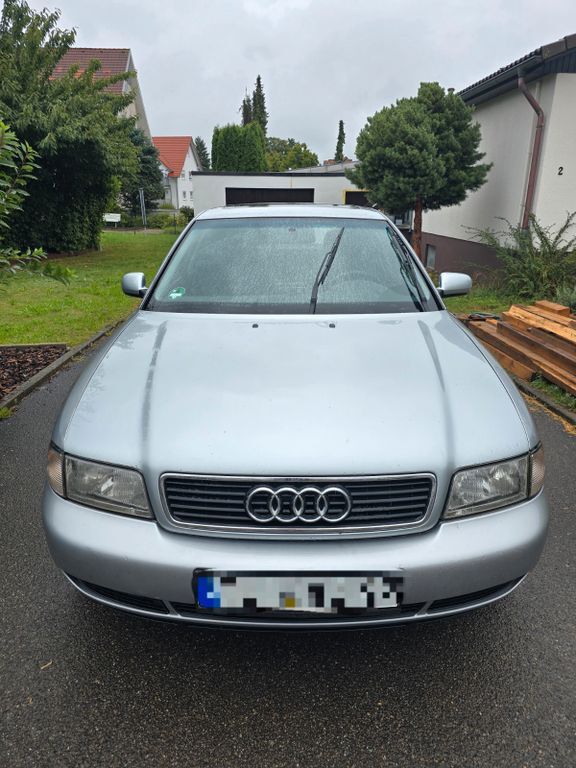 Audi A4 148.600 km 2.650 € Trossingen 78647