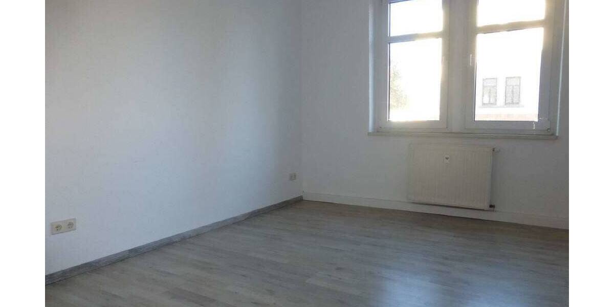 Etagenwohnung Oelsnitz/Erzgeb.-Oelsnitz Oelsnitz - 6 Zimmer, 125 m&sup2;, 620&euro; | Angebot:26306285
