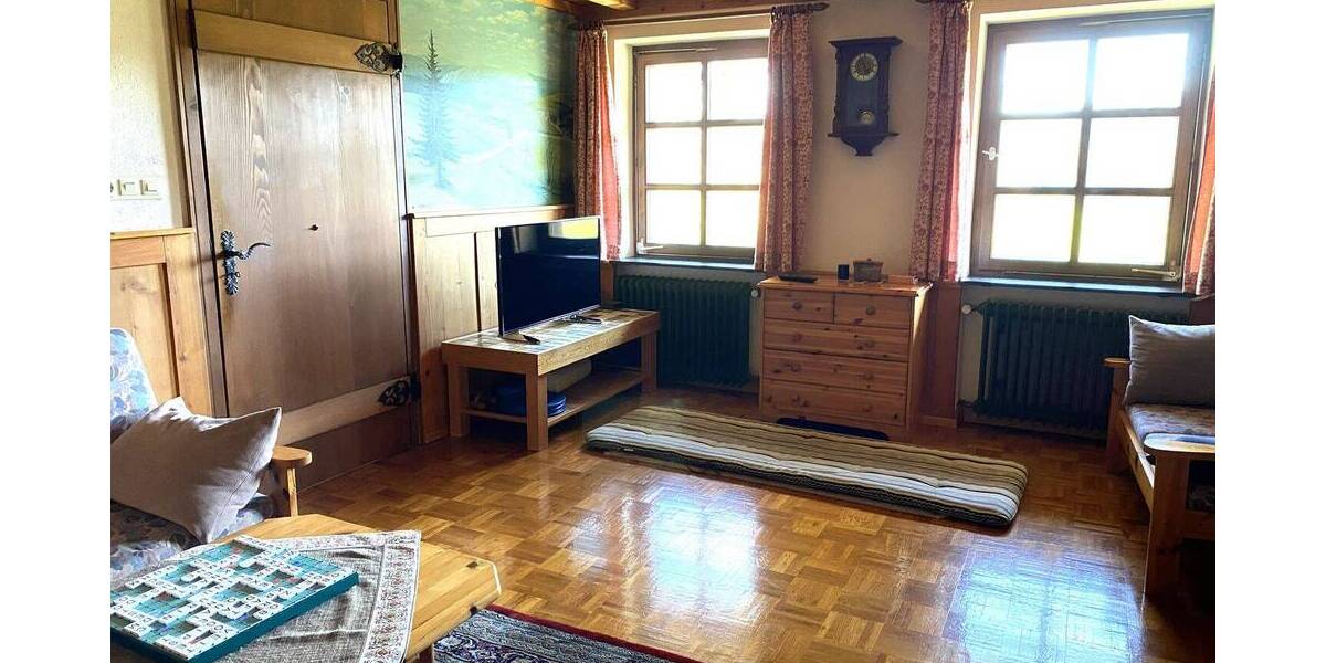 Einfamilienhaus Bonndorf im Schwarzwald Brunnadern - 8 Zimmer, 181 m&sup2;, 450.000&euro; | Angebot:26379865