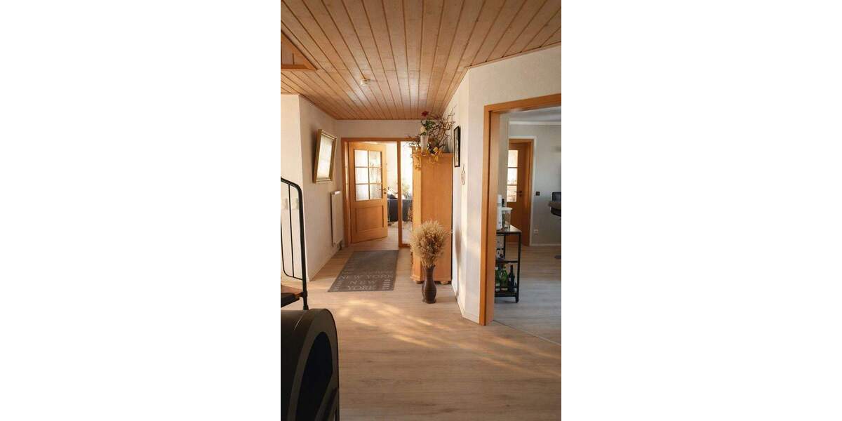 Etagenwohnung Henfenfeld - 4 Zimmer, 171 m&sup2;, 419.000&euro; | Angebot:25337572