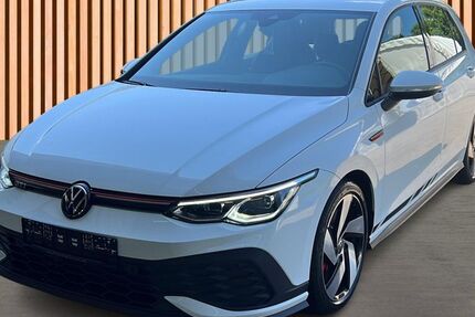 VW Golf 29.454 km 29.980 &euro; Dresden 01328