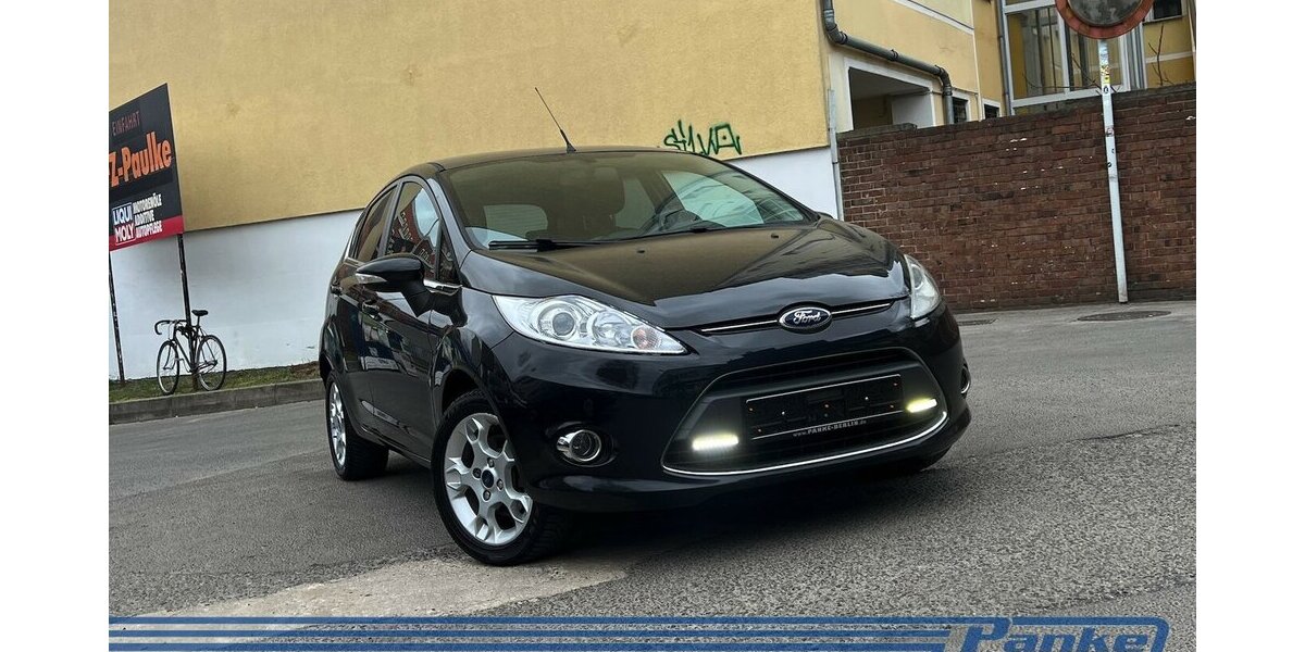 Ford Fiesta Titanium*Keyless*PDC*LED*Tel.*Chrom*GAS* 178.353 km 4.290 &euro; Berlin 13187