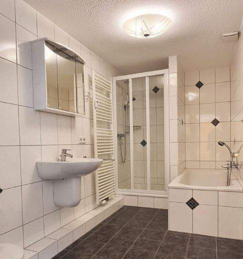 Etagenwohnung Wuppertal Barmen - 2 Zimmer, 60 m&sup2;, 480&euro; | Angebot:25802613