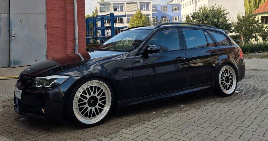 BMW 320 210.250 km 6.999 &euro; Rietschen 02956