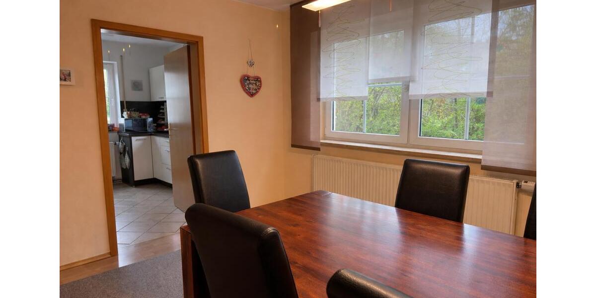 Doppelhaushälfte Coburg - 6 Zimmer, 160 m&sup2;, 1.590&euro; | Angebot:26163392