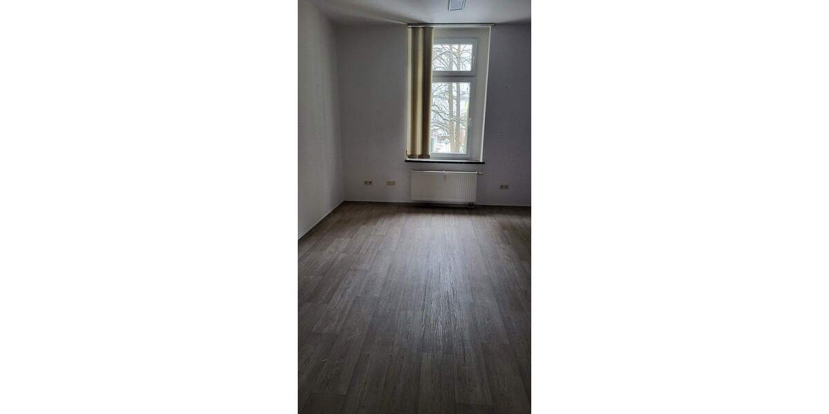 Terrassenwohnung Limbach Limbach-Oberfrohna - 5 Zimmer, 151 m&sup2;, 265.000&euro; | Angebot:25905556