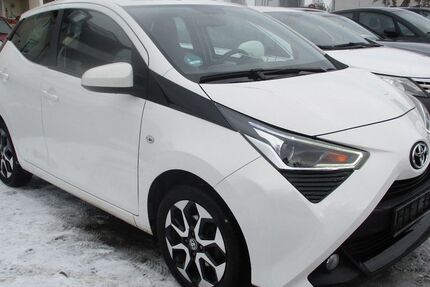 Toyota Aygo (X) 67.000 km 10.990 &euro; Ingolstadt 85055