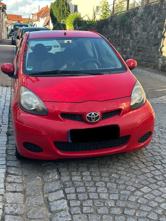 Aygo (X)
