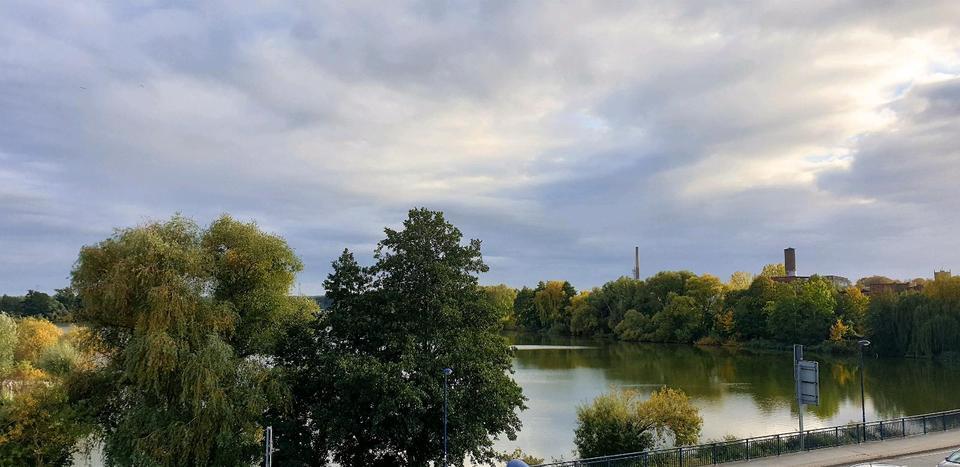Sanierte 3 Zimmer Dachgeschoßwohnung tollen Wasserblick