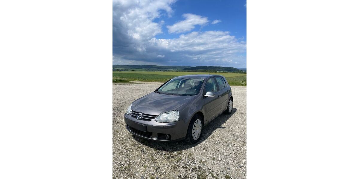 VW Golf 211.000 km 2.999 &euro; Dransfeld 37127
