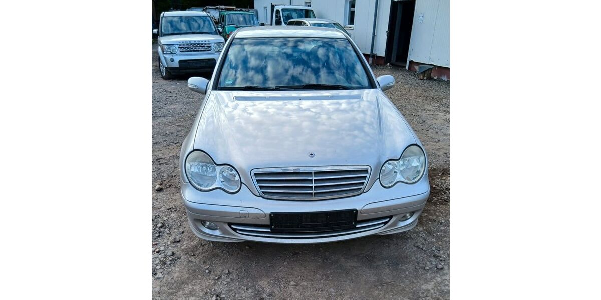 Mercedes-Benz C 200 254.895 km 1.427 &euro; Baumholder 55774