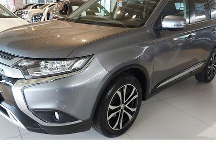 Mitsubishi Outlander 165.866 km 13.890 &euro; Wesel 46485