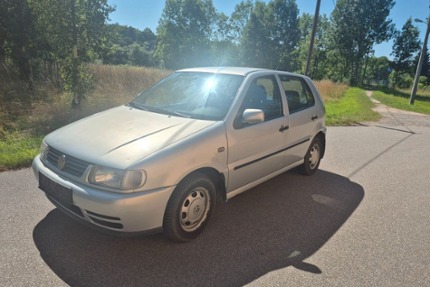 VW Polo 85.000 km 2.500 &euro; Glauchau 08371
