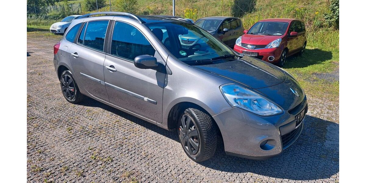 Renault Clio 176.000 km 2.995 &euro; Uhlstädt-Kirchhasel 07407