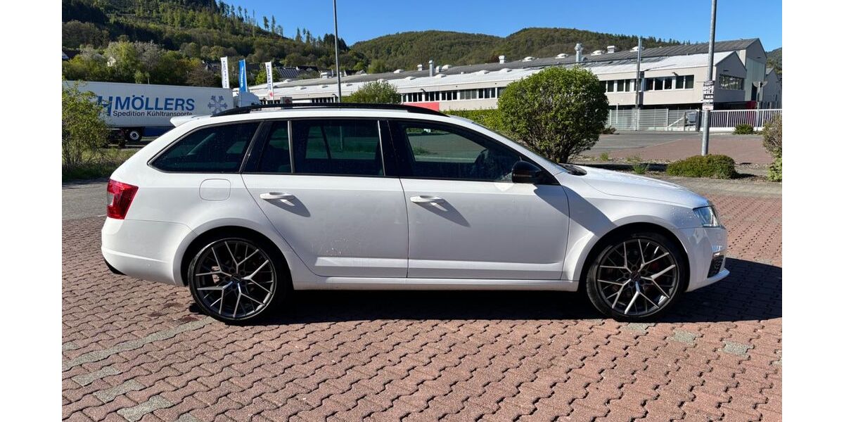 Skoda Octavia 125.000 km 15.599 &euro; Biedenkopf 35216