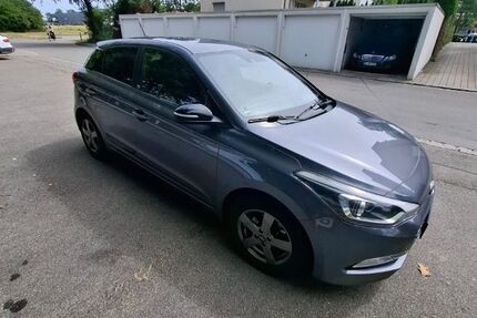 Hyundai i20 38.500 km 11.300 &euro; Weingarten 88250