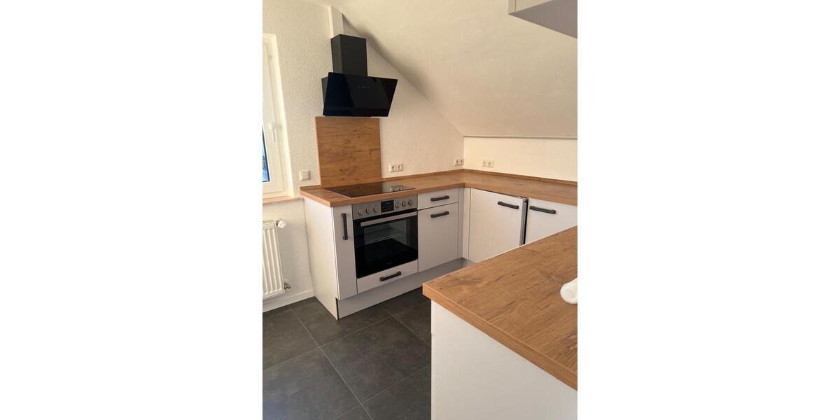 Dachgeschoßwohnung Bensheim - 3 Zimmer, 68 m&sup2;, 850&euro; | Angebot:26339691