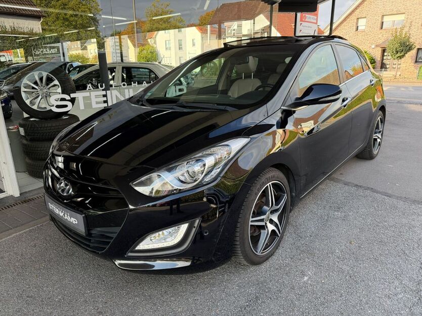 Hyundai i30 143.000 km 8.990 € Bad Salzuflen 32105