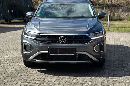 VW T-Roc 25.900 km 22.900 &euro; Hennigsdorf 16761