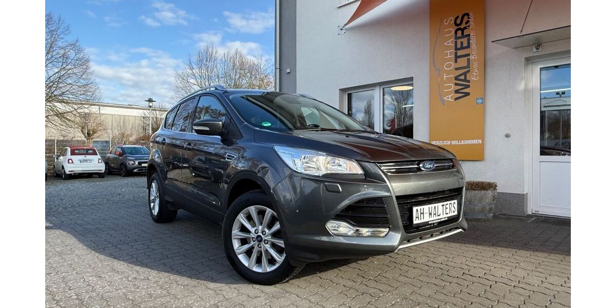 Ford Kuga 101.827 km 14.450 &euro; Stockelsdorf bei Lübeck 23617