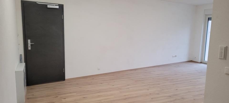 Erdgeschoßwohnung Eiterfeld - 1 Zimmer, 93 m&sup2;, 770&euro; | Angebot:25950851