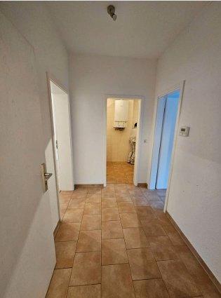 Etagenwohnung Gotha - 3 Zimmer, 73 m&sup2;, 455&euro; | Angebot:26005411