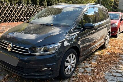 VW Touran 119.000 km 19.900 &euro; Berlin 14165