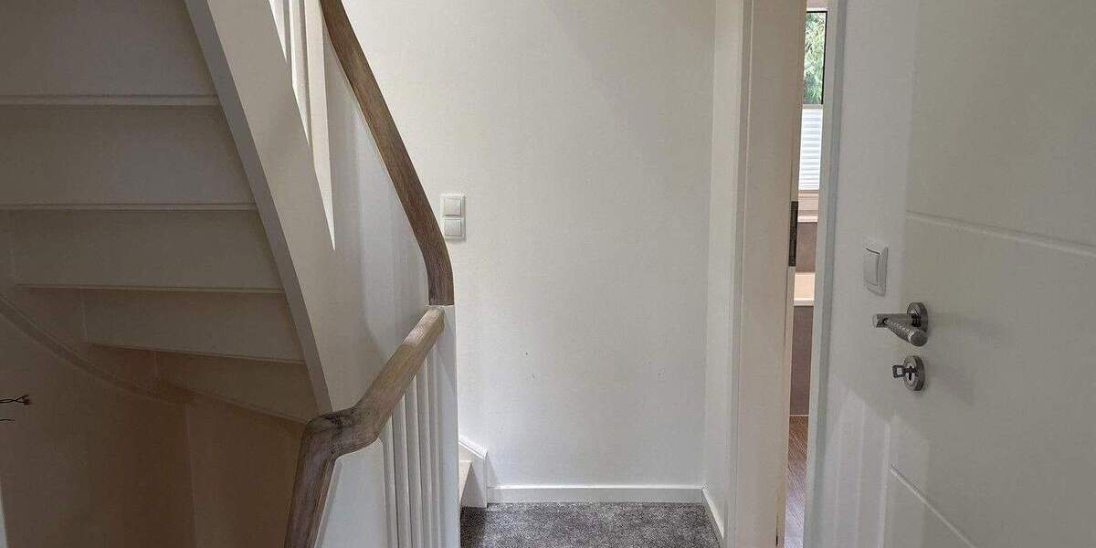 Reihenmittelhaus Neumünster Tungendorf - 3 Zimmer, 87 m&sup2;, 1.050&euro; | Angebot:25141444