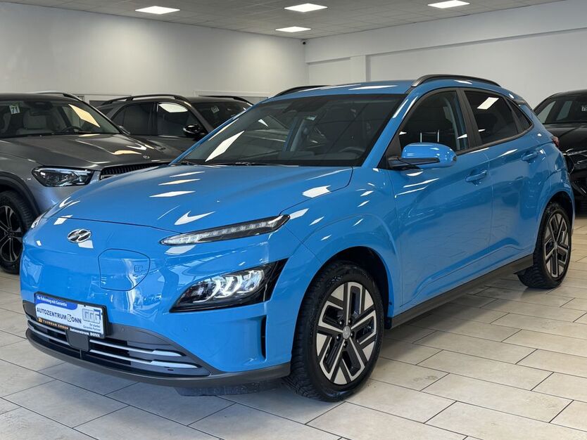 Hyundai KONA 23.207 km 19.800 € Bonn 53227