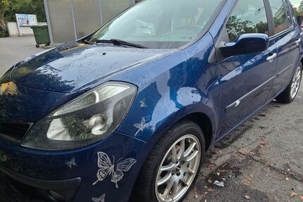 Renault Clio 284.000 km 2.750 &euro; Weiler-Simmerberg 88171