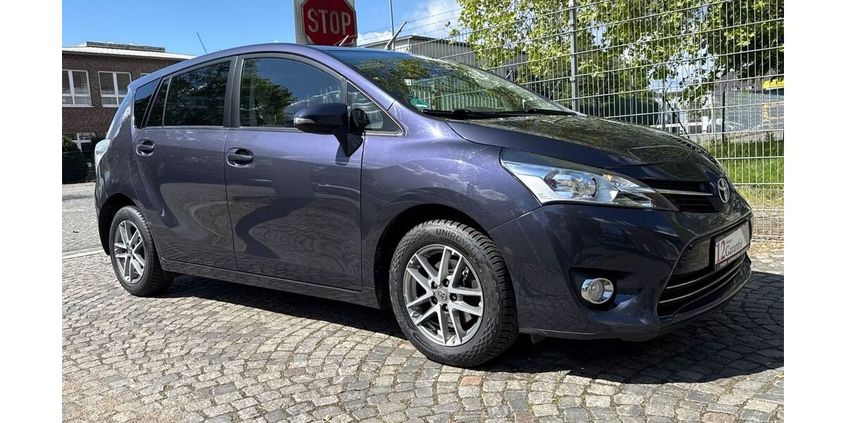Toyota Verso 99.300 km 9.490 &euro; Bremen 28329