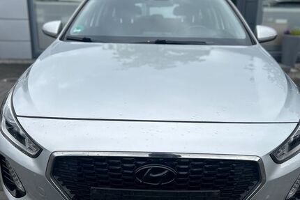 Hyundai i30 82.622 km 8.500 € Wilhelmshaven 26384